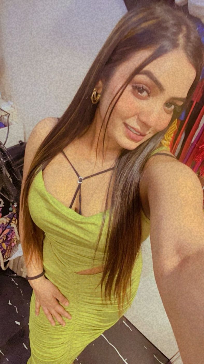 Meera photo 3