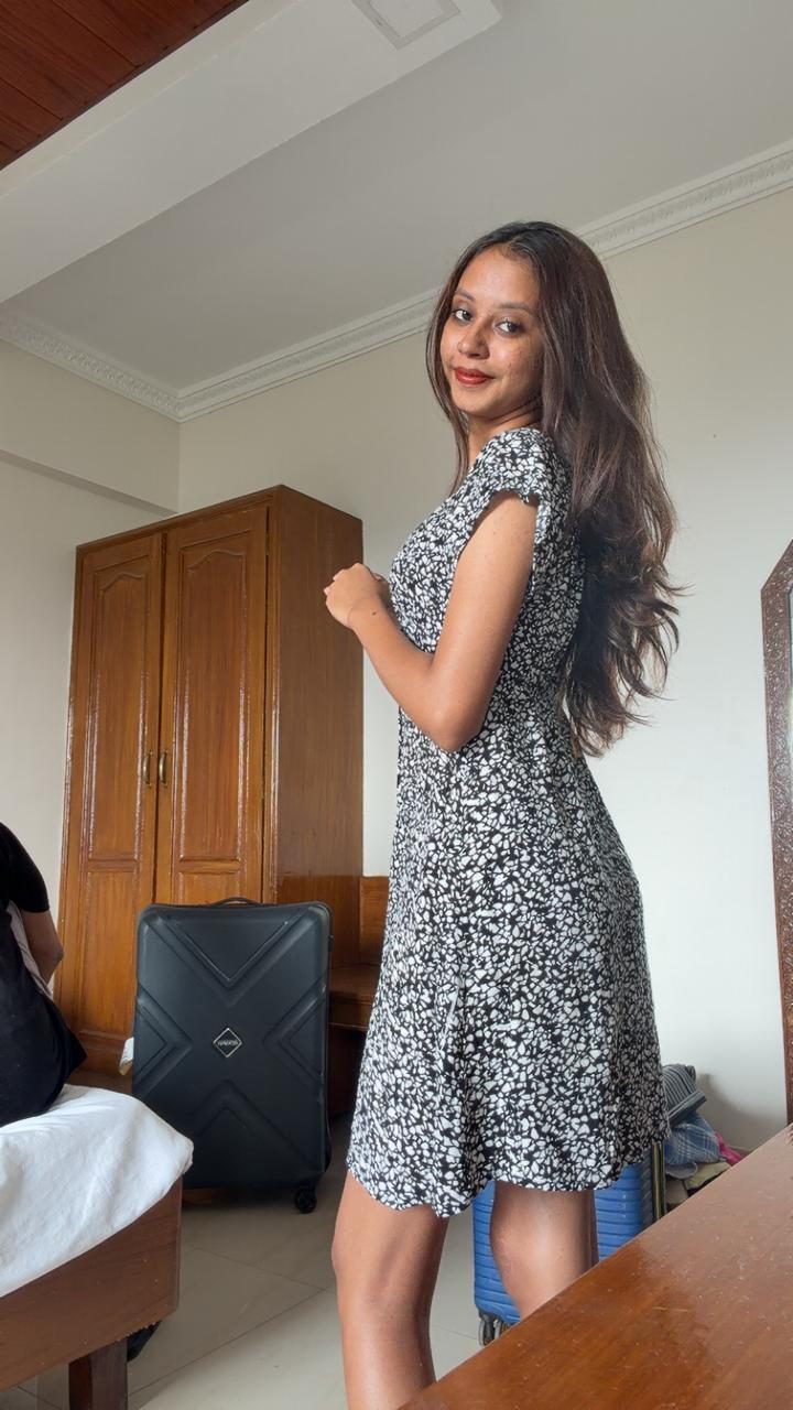 Shakshi photo 4